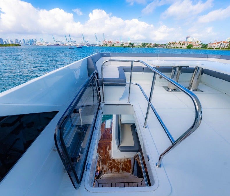 2021 68” Galeon